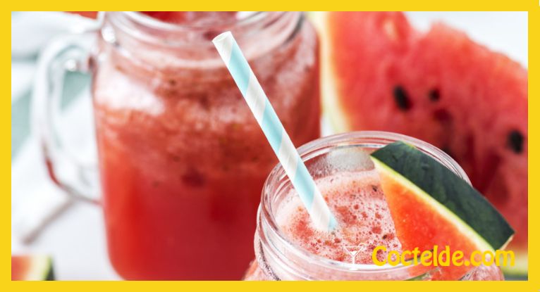 Cóctel De Sandía Y Alcohol