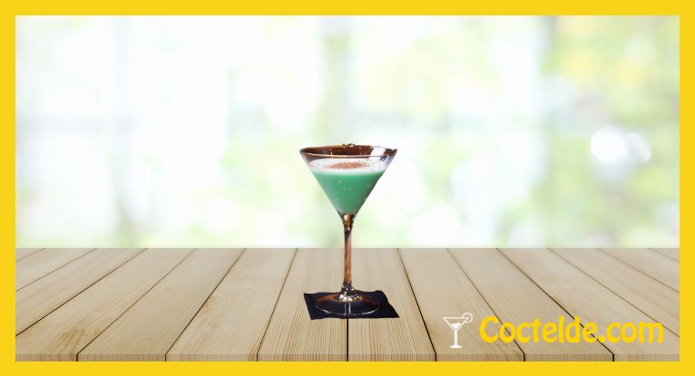 Cocktail After Eight