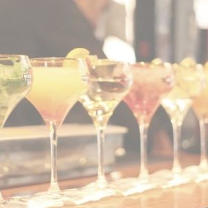 Lee más sobre el artículo ¿Por qué Tenerife es perfecto para abrir un bar de cócteles?